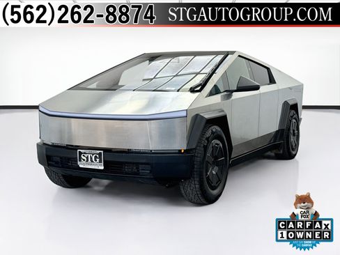 Used 2025 Tesla Cybertruck AWD Crew Cab image 1