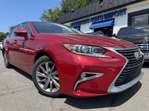 Used 2016 Lexus ES 300h image 1