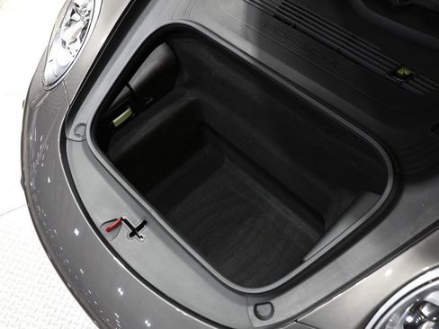 Used 2019 Porsche 911 Turbo image 6