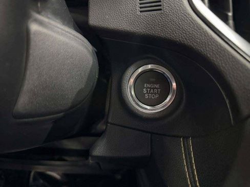 Used 2022 Subaru Crosstrek 2.5i Sport AWD/4WD image 32