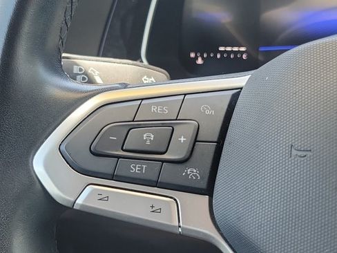 Used 2024 Volkswagen Jetta SE FWD image 24