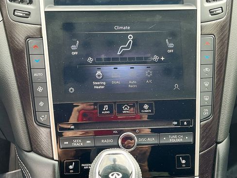 Used 2022 INFINITI Q50 Sensory image 16