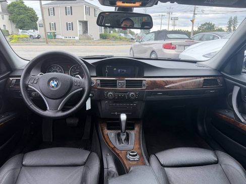 Used 2011 BMW 328i xDrive Wagon AWD/4WD image 20