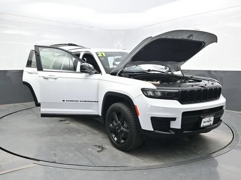 Used 2021 Jeep Grand Cherokee L Laredo AWD/4WD image 55
