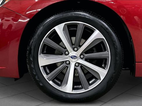 Used 2017 Subaru Legacy 2.5i Limited image 10
