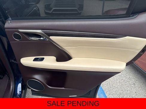 Used 2018 Lexus RX 350L Luxury w/ Accessory Package FWD image 15