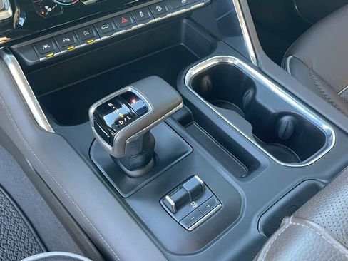 Used 2024 GMC Sierra 1500 Denali w/ Technology Package image 19