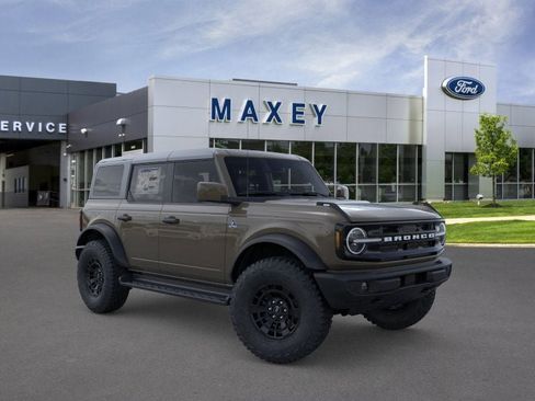 New 2026 Ford Bronco Outer Banks AWD/4WD image 7