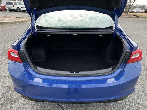 Used 2023 Chevrolet Malibu LT image 12