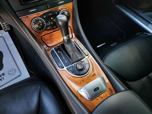 Used 2007 Mercedes-Benz SL 550 image 16