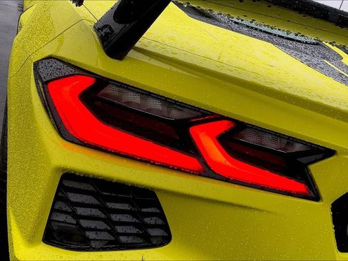 Used 2022 Chevrolet Corvette Stingray Premium Cpe image 16