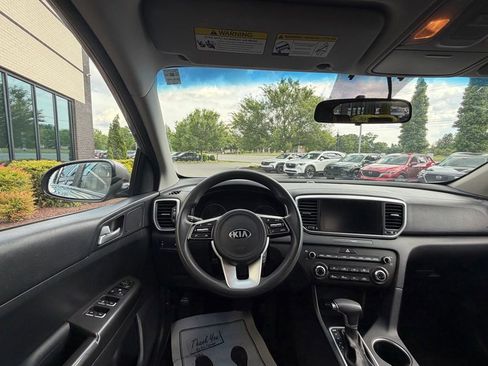 Used 2022 Kia Sportage LX FWD image 21