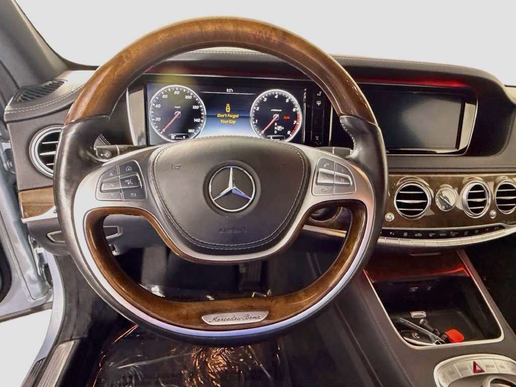 Used 2016 Mercedes-Benz S 550 4MATIC Sedan image 12