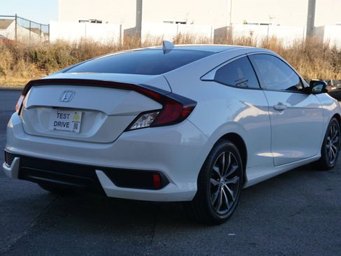 Used 2017 Honda Civic EX-T image 7