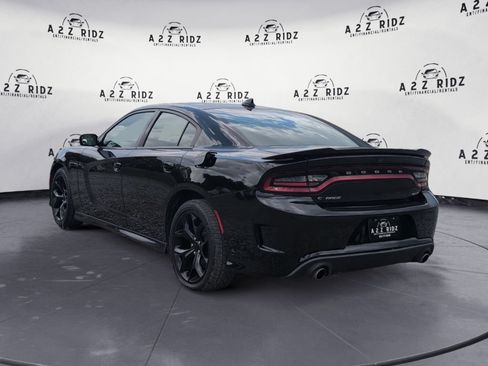 Used 2019 Dodge Charger GT RWD image 3