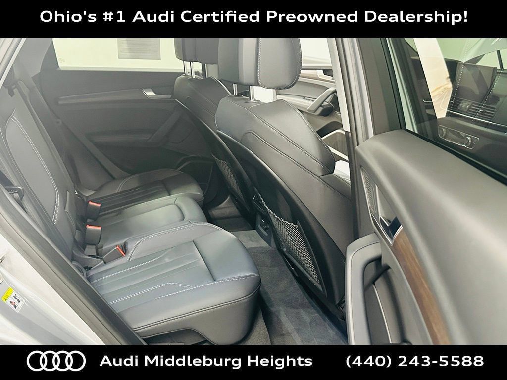 Certified 2025 Audi Q5 e Premium Plus w/ Premium Plus Package AWD/4WD image 30