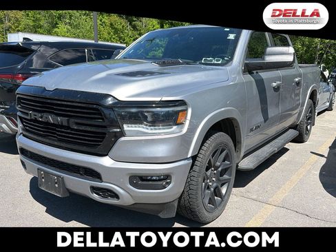 Used 2022 RAM 1500 Laramie AWD/4WD image 1
