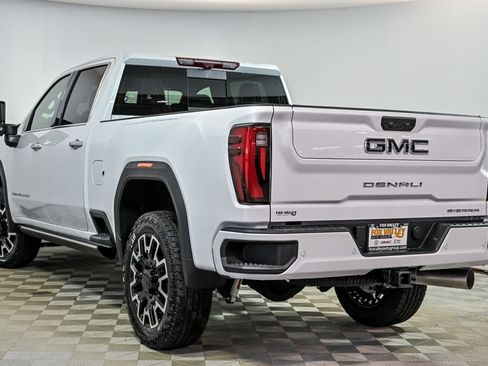 New 2026 GMC Sierra 2500 Denali Ultimate w/ Snow Plow Prep/Camper Package AWD/4WD image 4