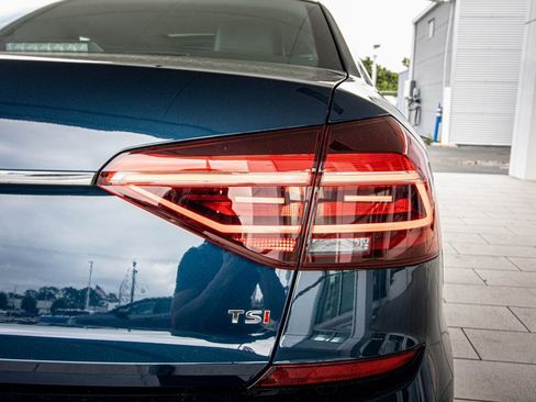 Used 2018 Volkswagen Passat 2.0T SE image 18