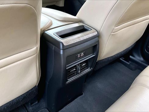 Used 2023 Nissan Murano SV FWD image 34