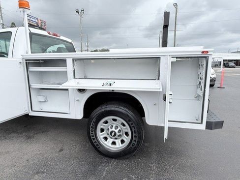 Used 2013 Chevrolet Silverado 3500 W/T RWD image 10