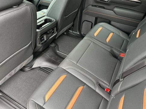 New 2026 GMC Sierra 2500 AT4 w/ AT4 Premium Plus Package AWD/4WD image 12