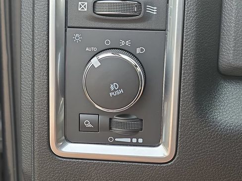 Certified 2018 RAM 1500 Big Horn AWD/4WD image 23