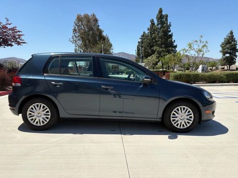 Used 2013 Volkswagen Golf 4-Door FWD image 7