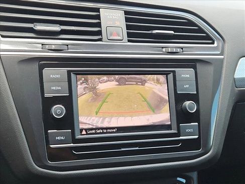 Used 2023 Volkswagen Tiguan S FWD image 14