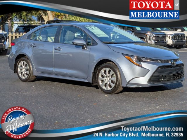 New 2027 Toyota Corolla LE FWD image 1