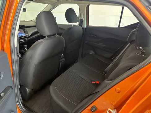 Used 2021 Nissan Kicks SV FWD image 23