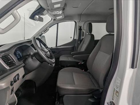 Used 2023 Ford Transit 350 XLT image 13