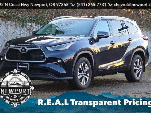 Used 2022 Toyota Highlander XLE image 8