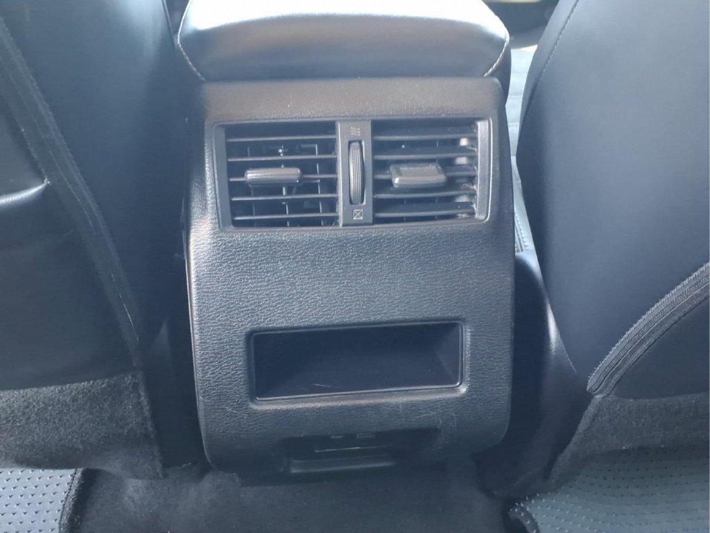 Used 2023 Mitsubishi Outlander SE FWD image 15