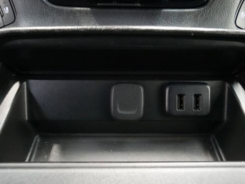 Used 2020 Chevrolet Suburban LT image 37