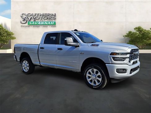New 2026 RAM 2500 Big Horn AWD/4WD image 7