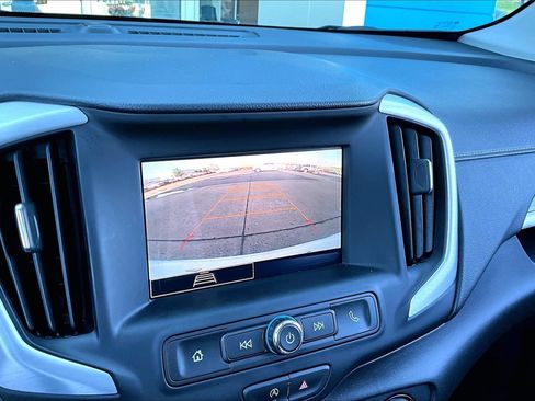Used 2024 GMC Terrain SLE w/ Elevation Edition FWD image 22