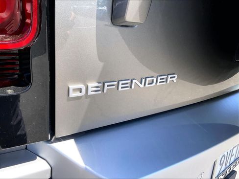 Used 2025 Land Rover Defender 90 S AWD/4WD image 11
