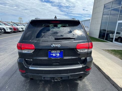 Used 2018 Jeep Grand Cherokee Overland AWD/4WD image 4