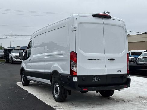 New 2026 Ford Transit 250 148 Medium Roof RWD image 5