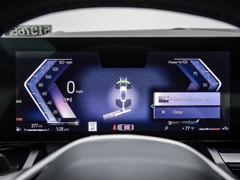 Certified 2025 BMW 530i w/ Premium Package image 25