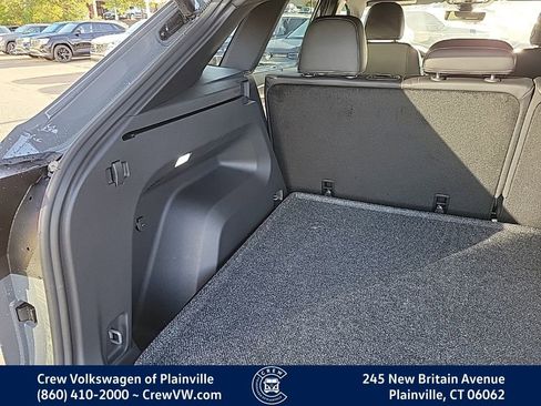 New 2026 Volkswagen Atlas Cross Sport SE image 51