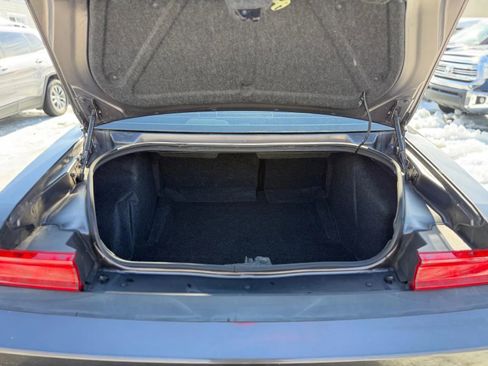 Used 2014 Dodge Challenger R/T image 29