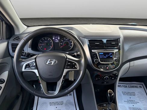 Used 2016 Hyundai Accent SE w/ Option Group 03 FWD image 26