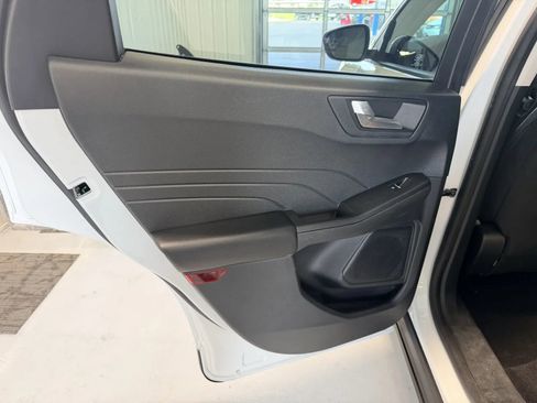 Used 2021 Ford Escape SE AWD/4WD image 11