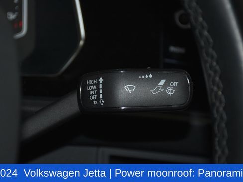 Used 2024 Volkswagen Jetta SEL FWD image 12
