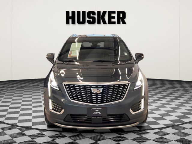 Used 2021 Cadillac XT5 Premium Luxury AWD/4WD image 2