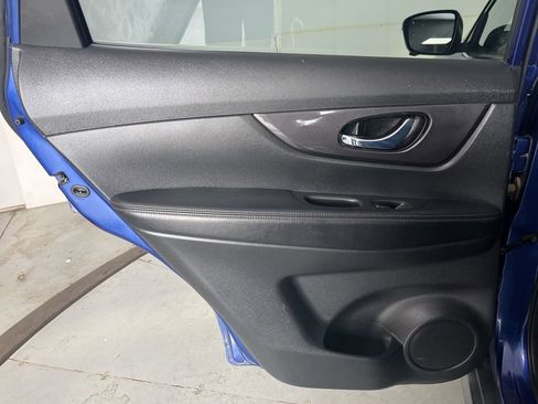 Used 2019 Nissan Rogue SV w/ Premium Package AWD/4WD image 27