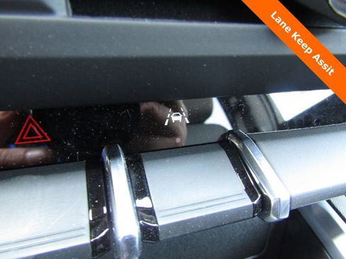 New 2026 Chevrolet Colorado LT image 17