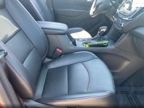 Used 2024 Chevrolet Equinox RS w/ RS Leather Package AWD/4WD image 4